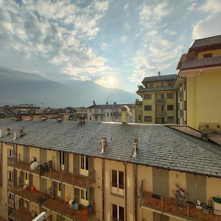 Apartament La Casa Del Birraio Sondrio Zewnętrze zdjęcie