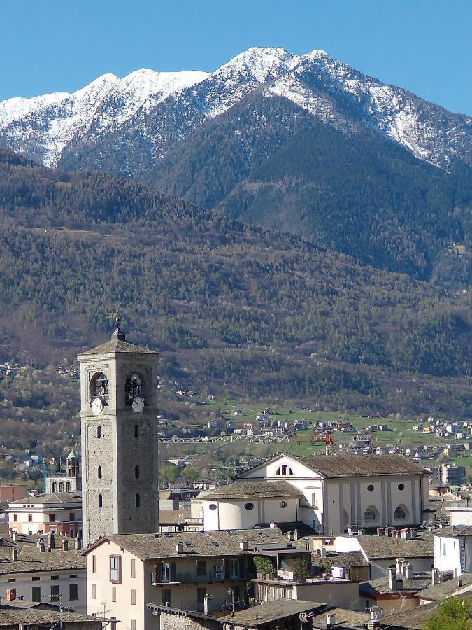 Apartament La Casa Del Birraio Sondrio Zewnętrze zdjęcie